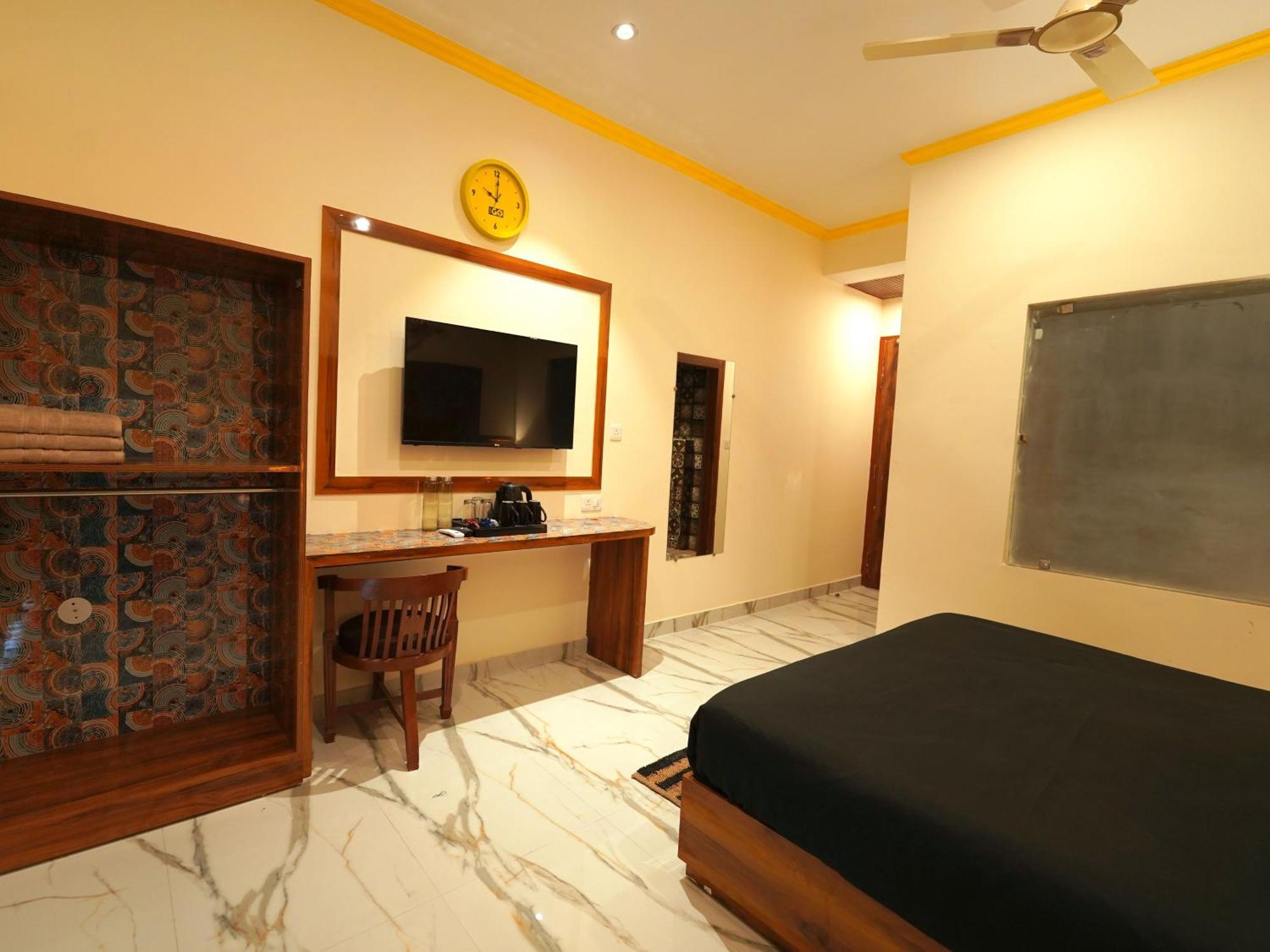 The Rishikesh, Upper Tapovan Hostel Rishikesh